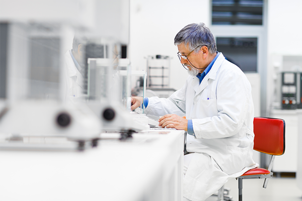 Precision Weighing and Content Quantification